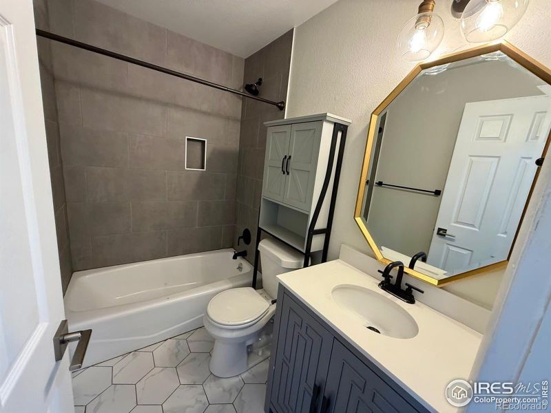4401 W 7th St, Greeley, CO 80634