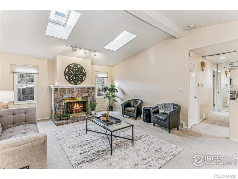 1725 Ridgewood Rd, Fort Collins, CO 80526