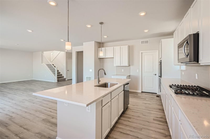 1481 Loraine Cir N, Erie, CO 80026