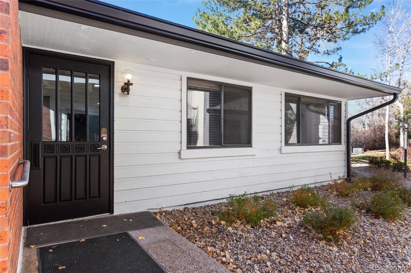 1231 S Parker Rd #100A, Denver, CO 80231