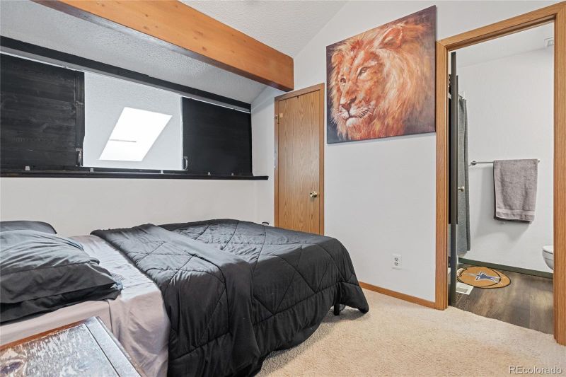 1301 S Cathay Ct #202, Aurora, CO 80017