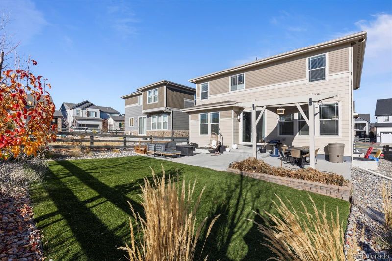 1624 Saddlesmith Pl, Castle Pines, CO 80108