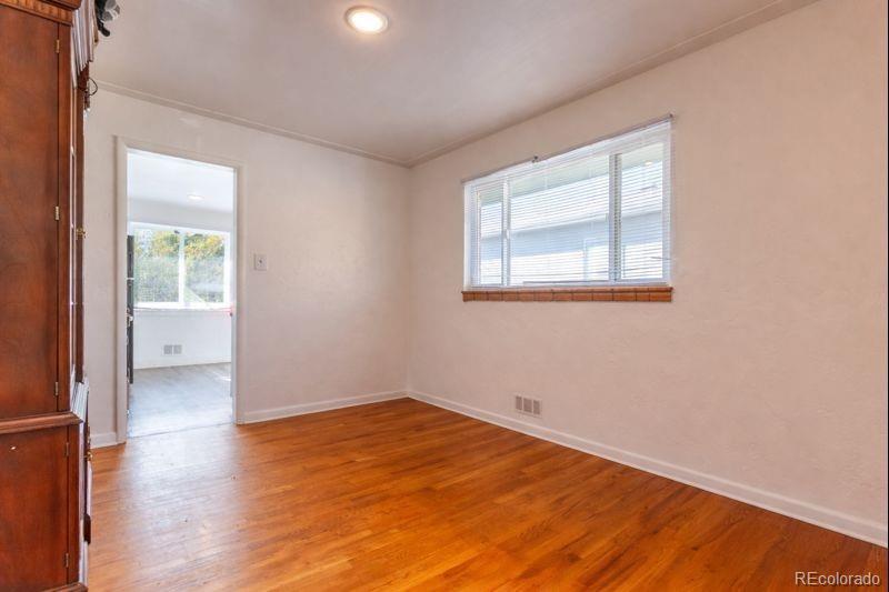 5210 E 33rd Ave, Denver, CO 80207