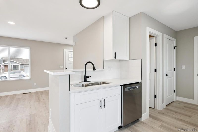 17208 E Florida Pl, Aurora, CO 80017