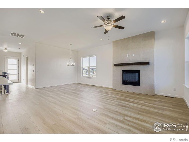 1854 Equinox Dr, Windsor, CO 80550