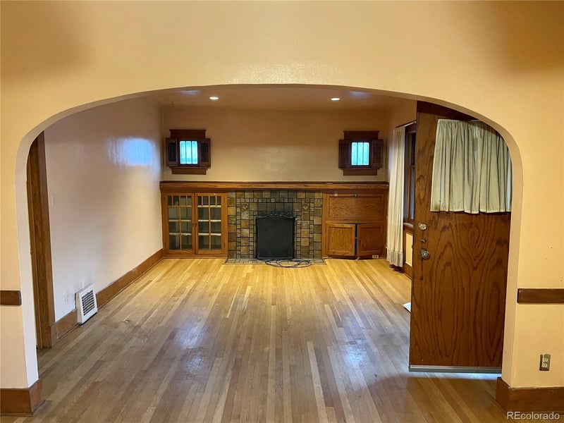 2389 Forest St, Denver, CO 80207