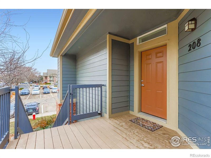 804 Summer Hawk Dr #3208, Longmont, CO 80504