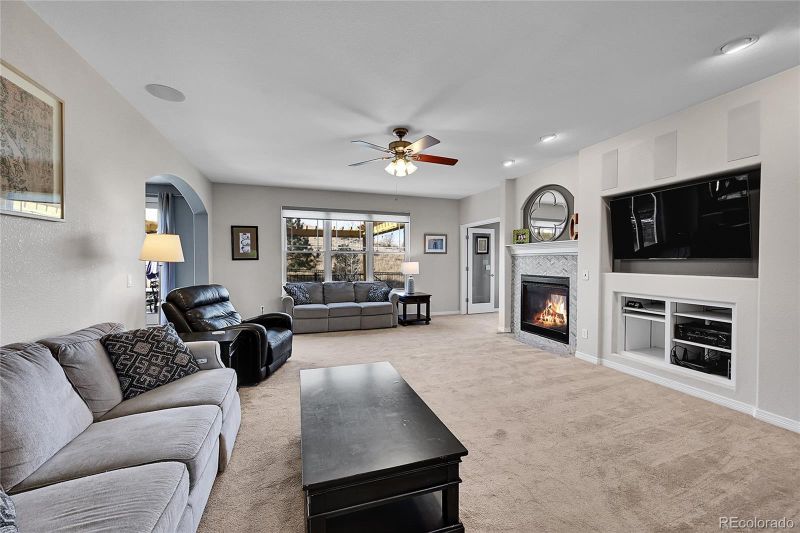 6349 S Old Hammer Way, Aurora, CO 80016
