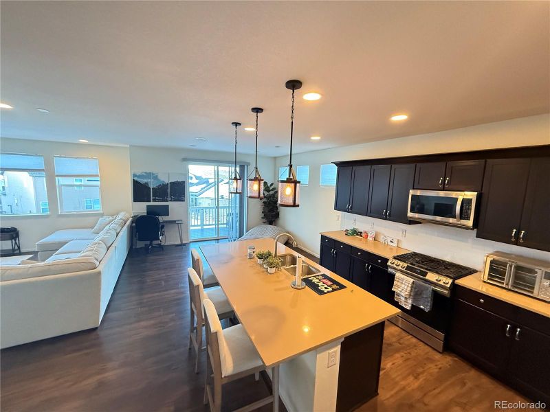 17939 W 94th Dr, Arvada, CO 80007