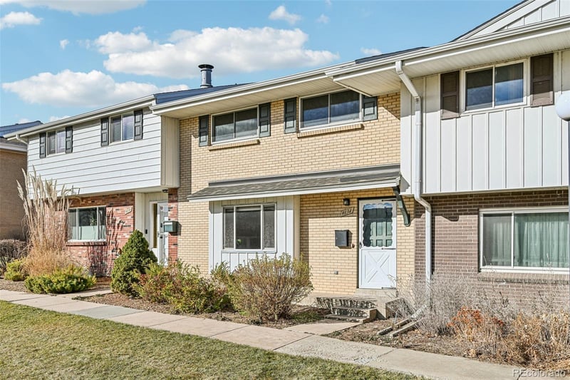 9134 E Nassau Ave, Denver, CO 80237