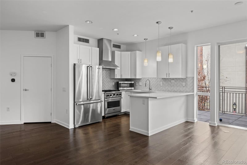 1438 Little Raven St #202, Denver, CO 80202