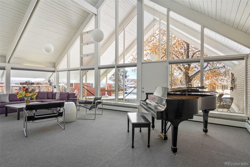 3130 S Monroe St, Denver, CO 80210