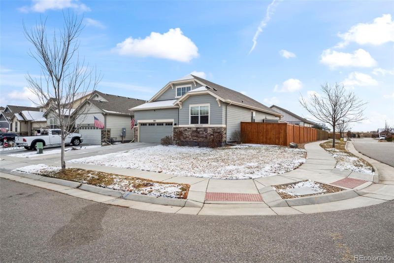 593 Country Rd, Berthoud, CO 80513