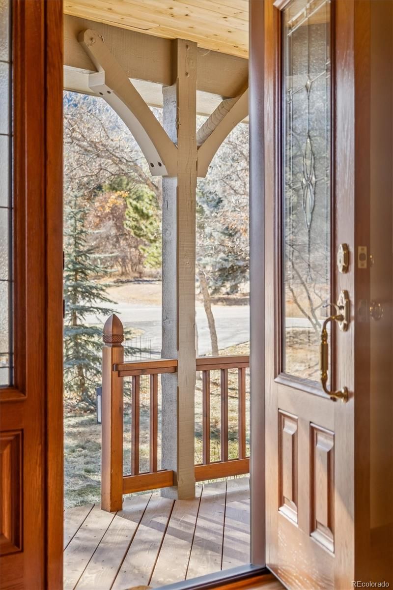 6509 Pike Cir, Larkspur, CO 80118