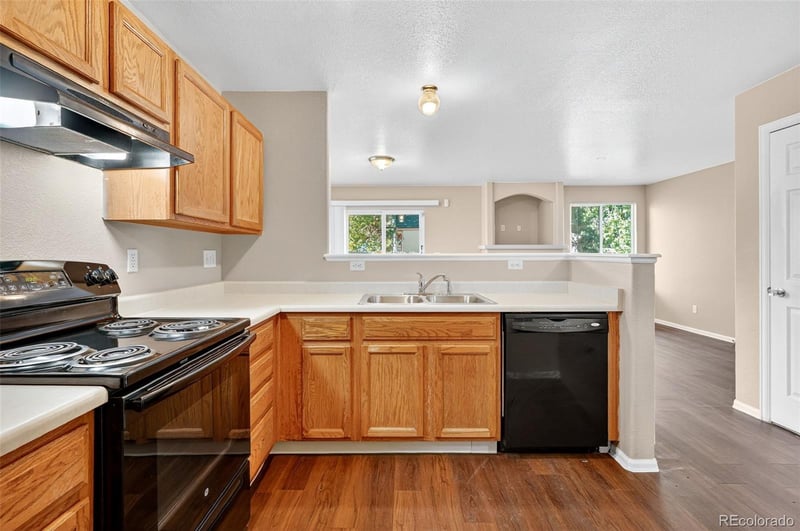 14330 E Elk Dr, Denver, CO 80239