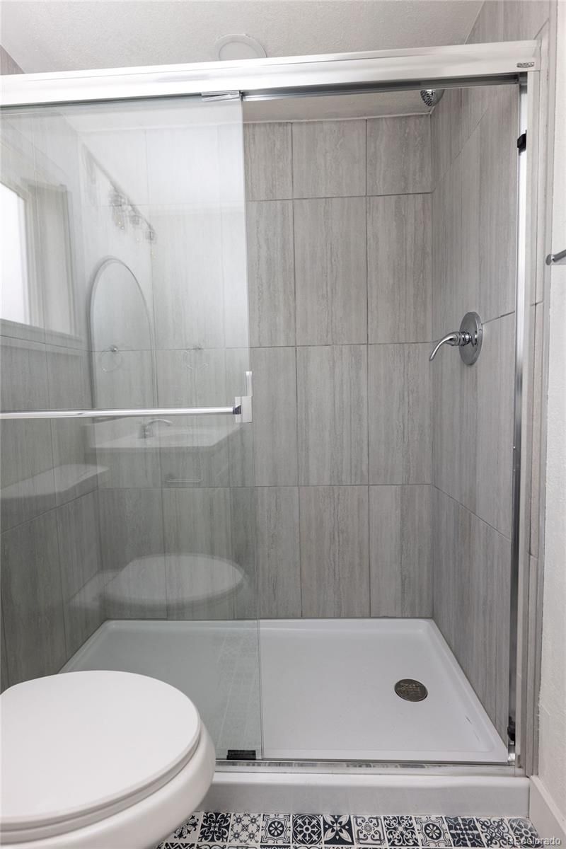 379 2nd St, Center, CO 81125
