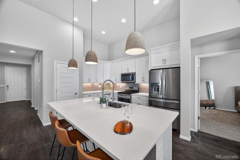 27200 E Davies Pl, Aurora, CO 80016