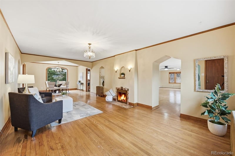 2002 W Ridge Rd, Littleton, CO 80120