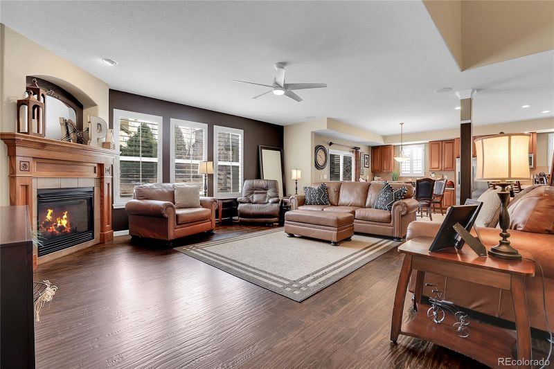24622 E Ontario Dr, Aurora, CO 80016