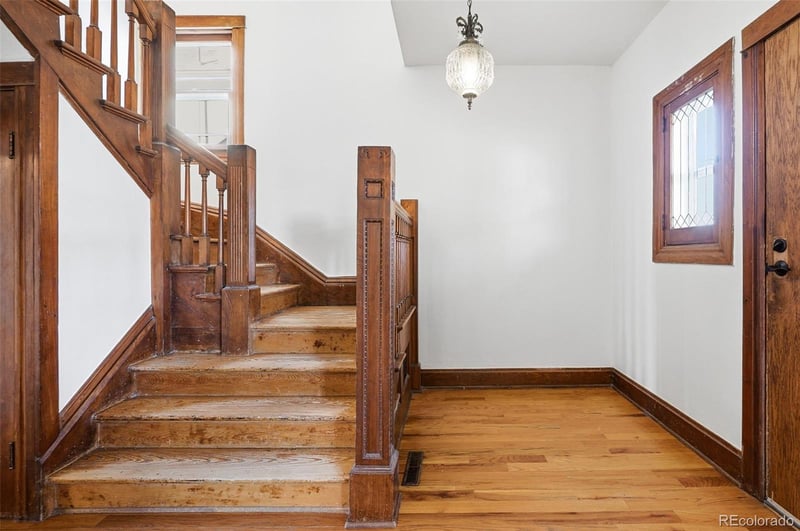 385 S Logan St, Denver, CO 80209