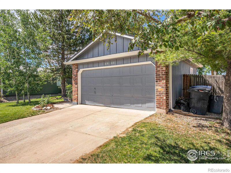 2500 Sunset Dr, Longmont, CO 80501