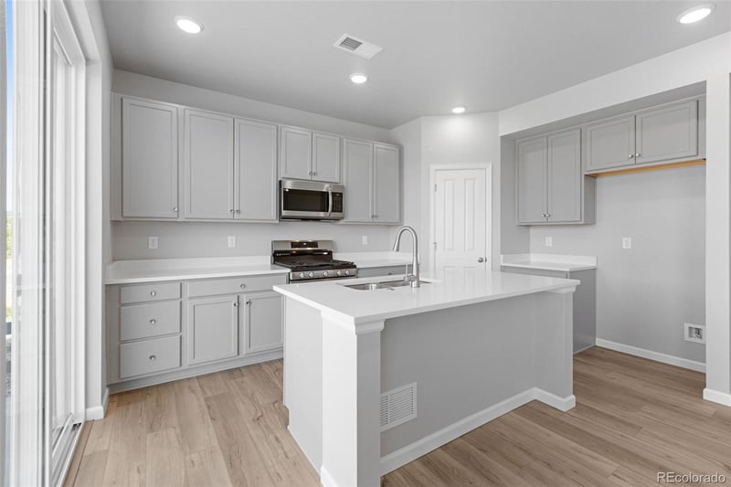 16953 Ballinger Cir, Mead, CO 80542