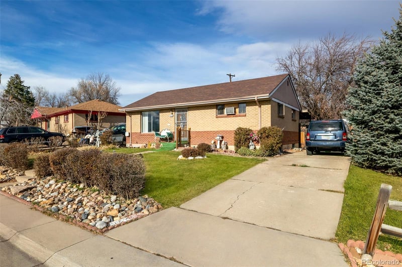 1665 Elmwood Ln, Denver, CO 80221