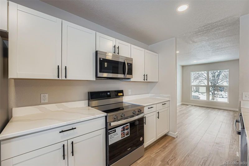 16214 E Louisiana Pl, Aurora, CO 80017
