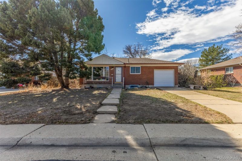 1860 E 112th Pl, Northglenn, CO 80233