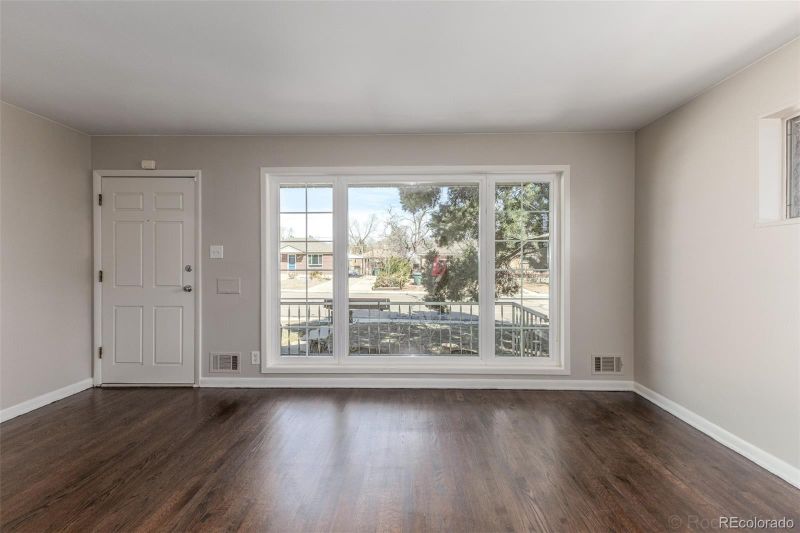 1860 E 112th Pl, Northglenn, CO 80233