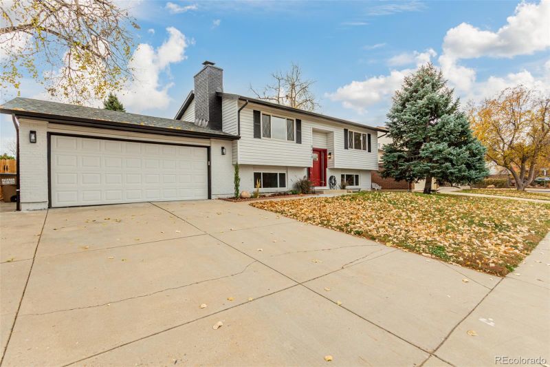 9410 Perry St, Westminster, CO 80031