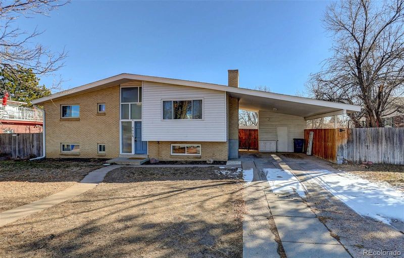 490 Quentin St, Aurora, CO 80011