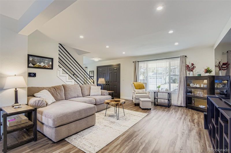 7371 S Spruce St, Centennial, CO 80112