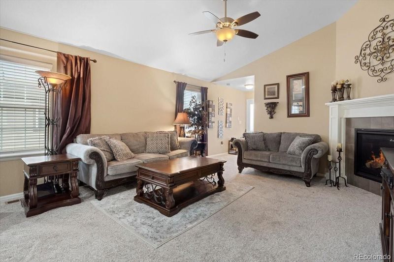 6267 N Dunkirk Ct, Aurora, CO 80019