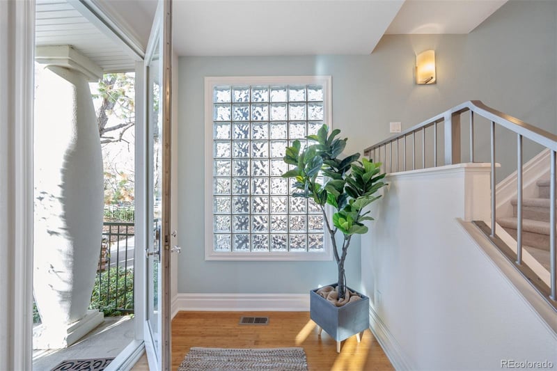 424 Jackson St, Denver, CO 80206