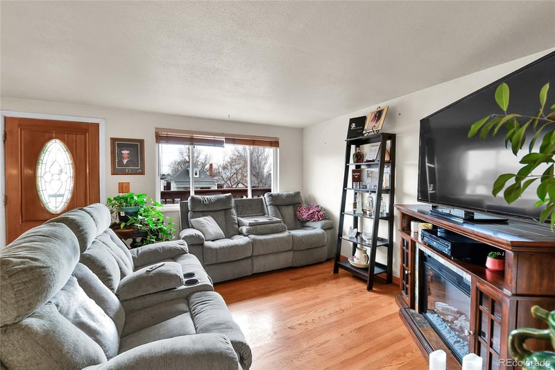 3929 Lipan St, Denver, CO 80211