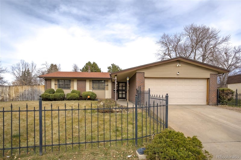 12305 E 54th Avenue Dr, Denver, CO 80239