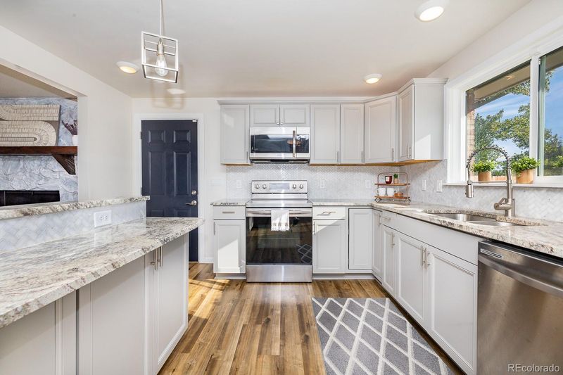7482 Beach Ct, Westminster, CO 80030