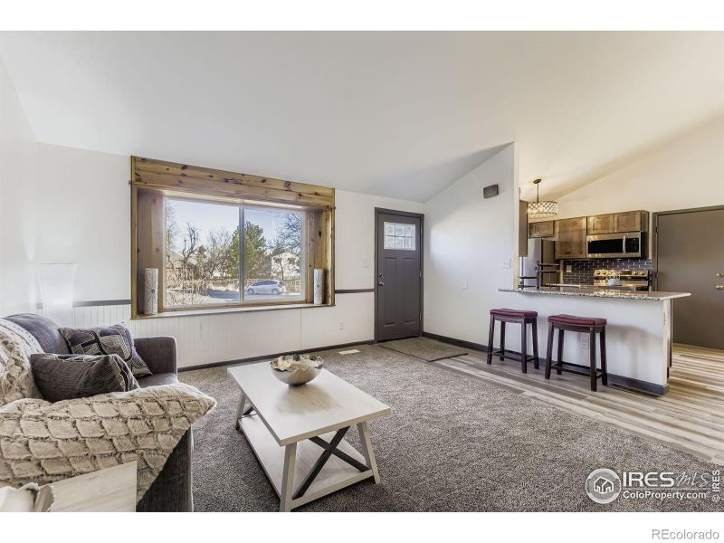 1937 Kingsborough Dr, Fort Collins, CO 80526