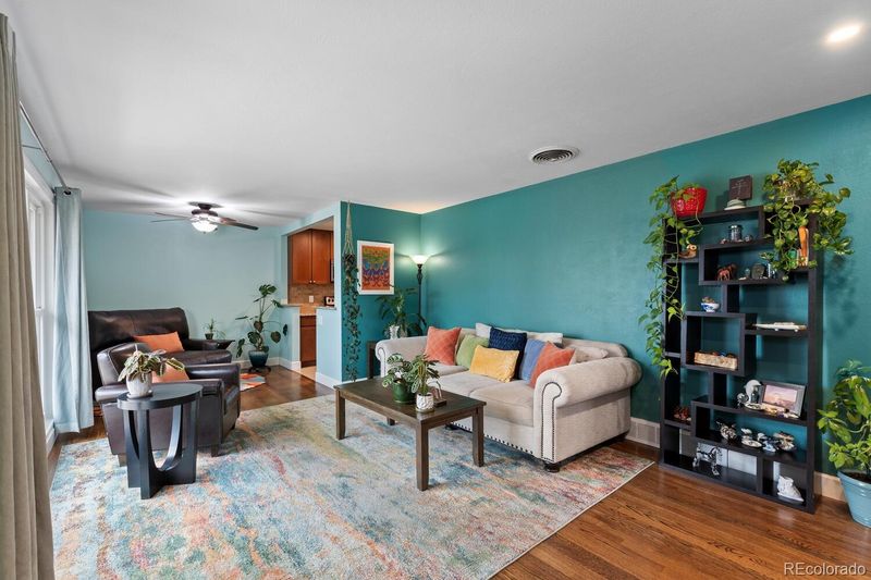 236 Lima St, Aurora, CO 80010