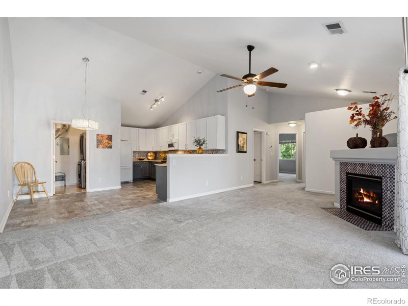 5151 29th St #805, Greeley, CO 80634