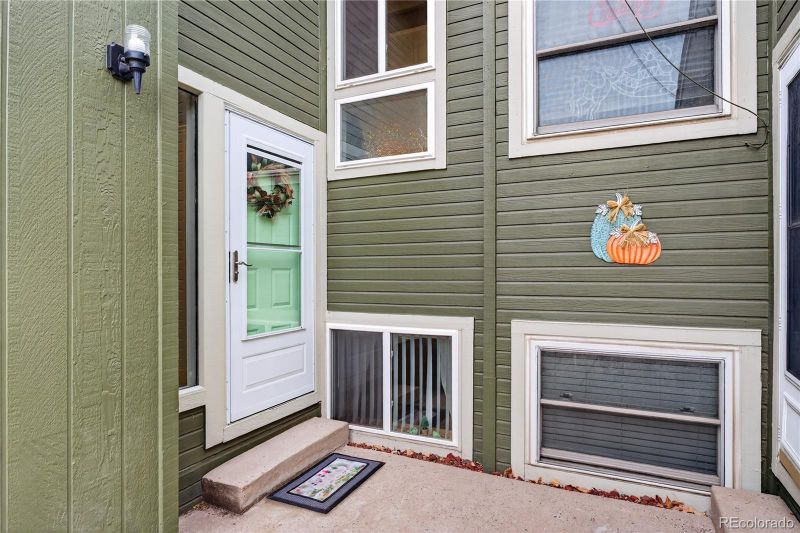 6991 S Bryant St, Littleton, CO 80120