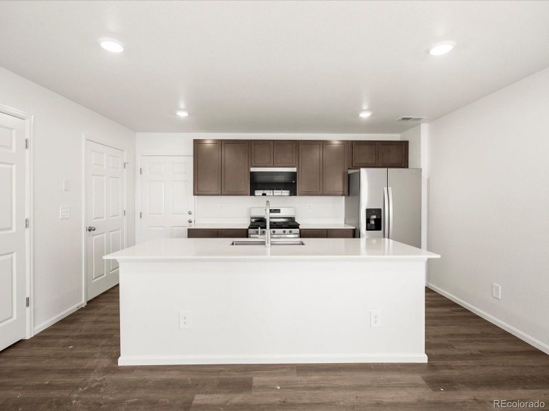 21064 E 65th Dr, Aurora, CO 80019