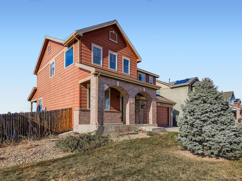 8645 Raspberry Dr, Frederick, CO 80504