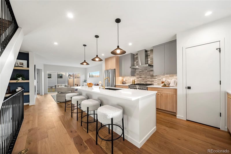2538 S Acoma St, Denver, CO 80223