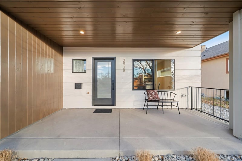 2538 S Acoma St, Denver, CO 80223