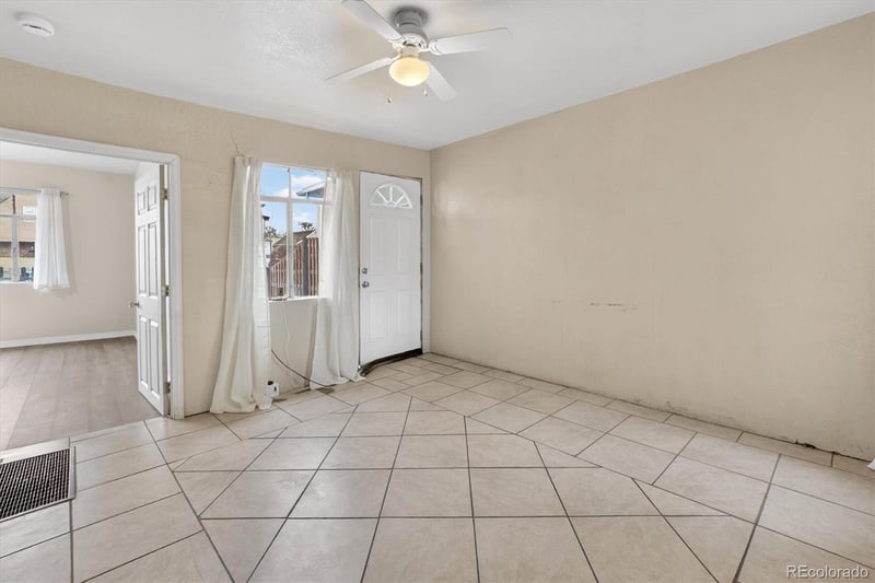 945 Lipan St, Denver, CO 80204