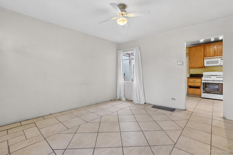 945 Lipan St, Denver, CO 80204