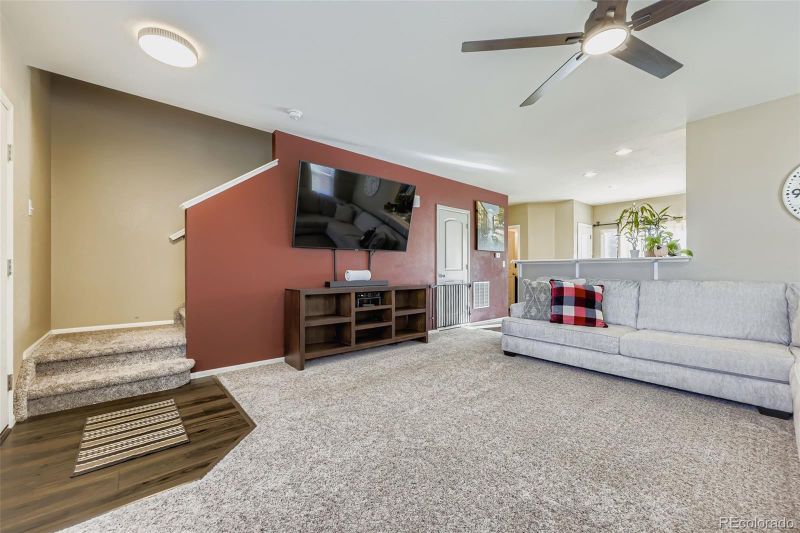 11866 River Oaks Ln, Commerce City, CO 80640