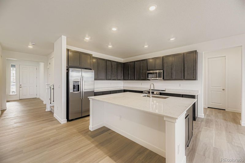 12639 W Glasgow Pl, Littleton, CO 80127